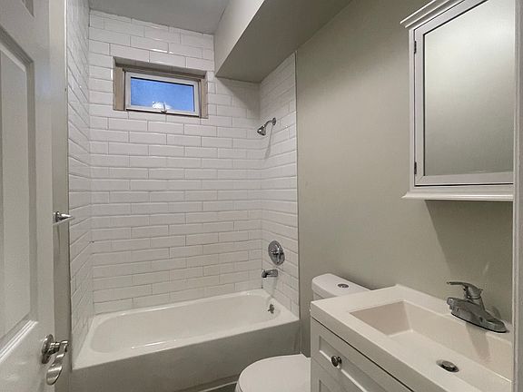 5th image of 336 17th Ave #1F