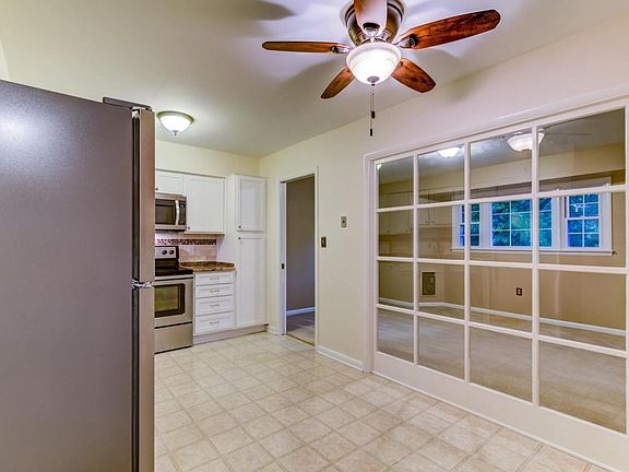 5th image of 5260 Crossbow Cir Unit 12F