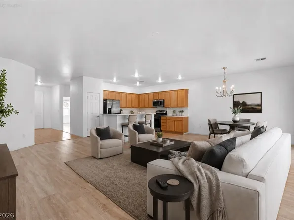 2250 Sandstone Cliffs Dr, Henderson, NV 89044