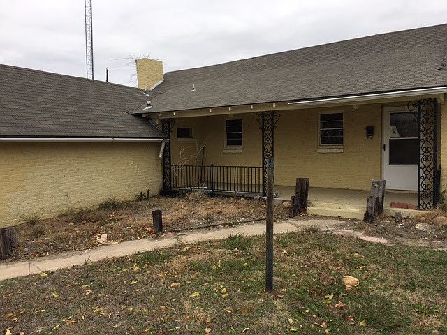 1st image of 1425 NW 23rd St