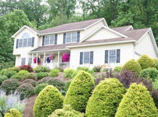 3309 Granada Way, Altoona, PA 16601