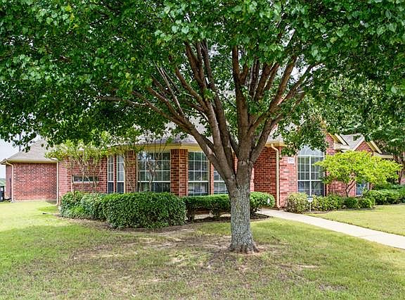2nd image of 2023 Camelot Dr