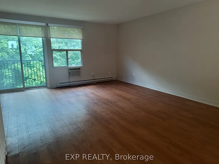 1310 Richmond Rd #4 — Photo 7