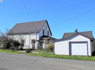 629 Cedar St, Myrtle Point, OR 97458