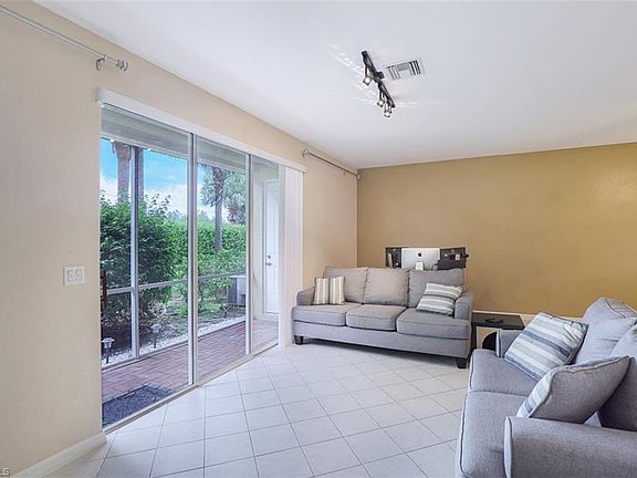 5th image of 3337 Dandolo Cir