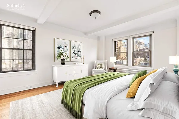 Sold by Sotheby's International Realty | media 6