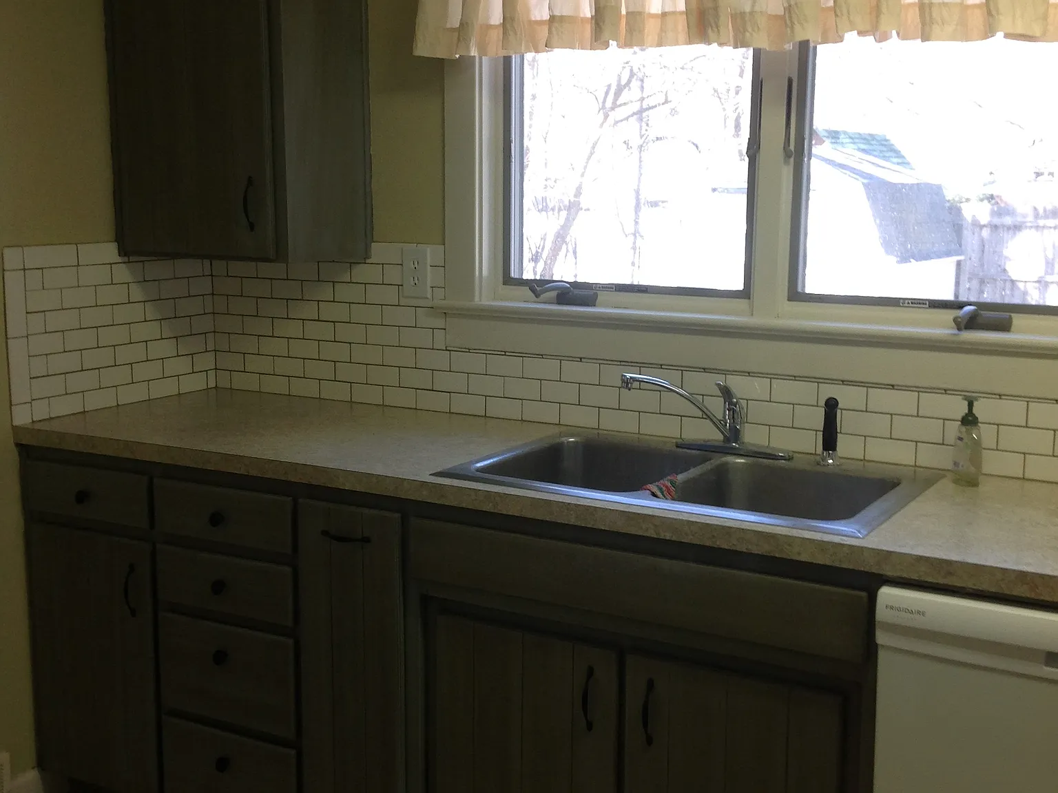 4 bed, 1600 sqft, $1,650 — Photo 2
