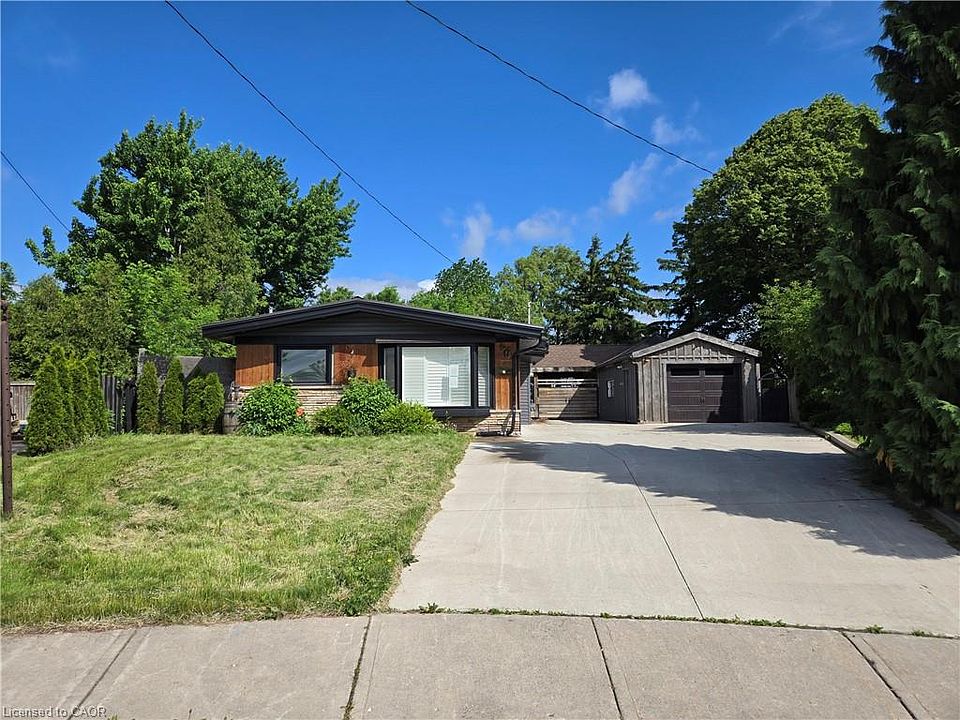 1st image of 17 Carmen Ave