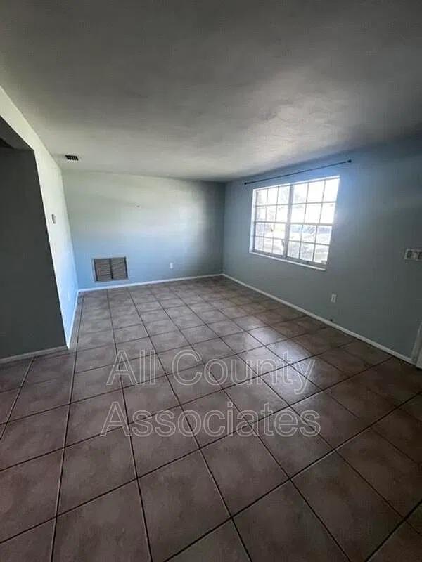 2 bed, 2.0 bath, $1,495 — Photo 4