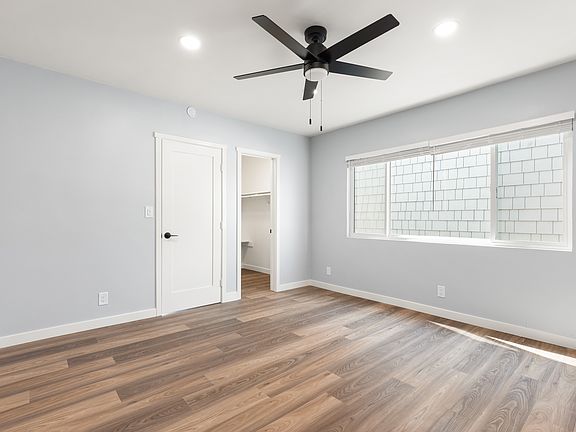 3rd image of 205 44th St #A
