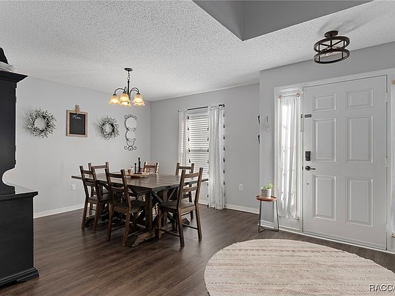 5th image of 2925 W Century Blvd