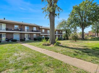 6935 Colonial Woods Dr APT 23, Saint Louis, MO 63129