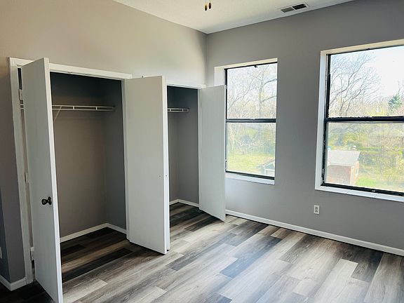 5th image of 1109 Walton Ave APT 4