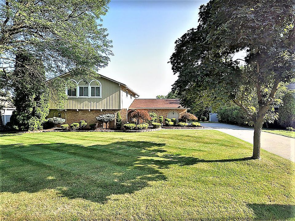 1st image of 33440 Old Timber Rd