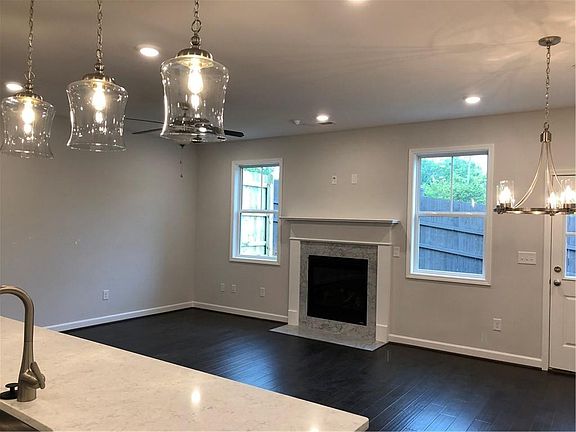 5th image of 325 Niles Ct #27