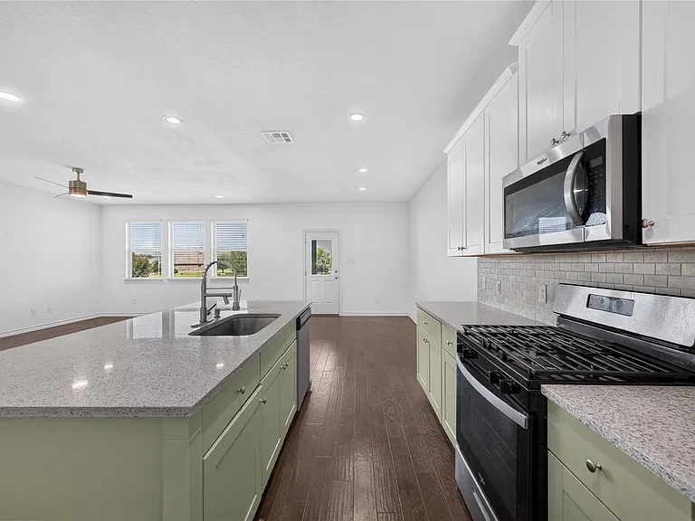 7634 Leonardo Dr — Photo 6