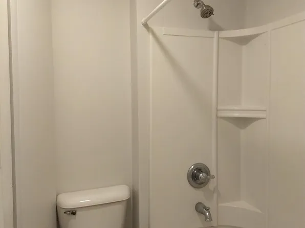 24 Standish Ave Floor 2, Plymouth, MA 02360