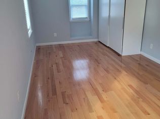8 Austin Ct, College Park, MD 20740