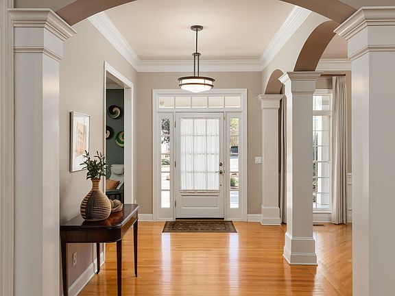 5th image of 1130 Norfolk Green Cir