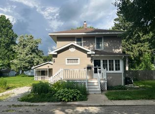 417 Sumner St, Carlinville, IL 62626