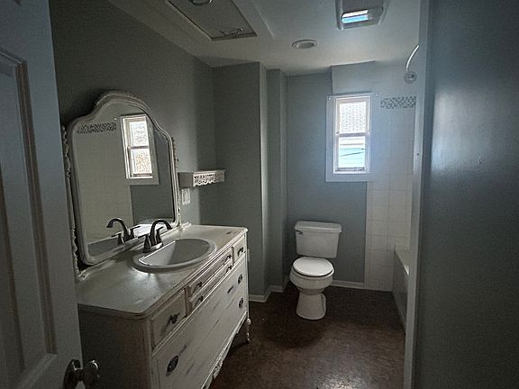 2nd image of 5 Cleveland St