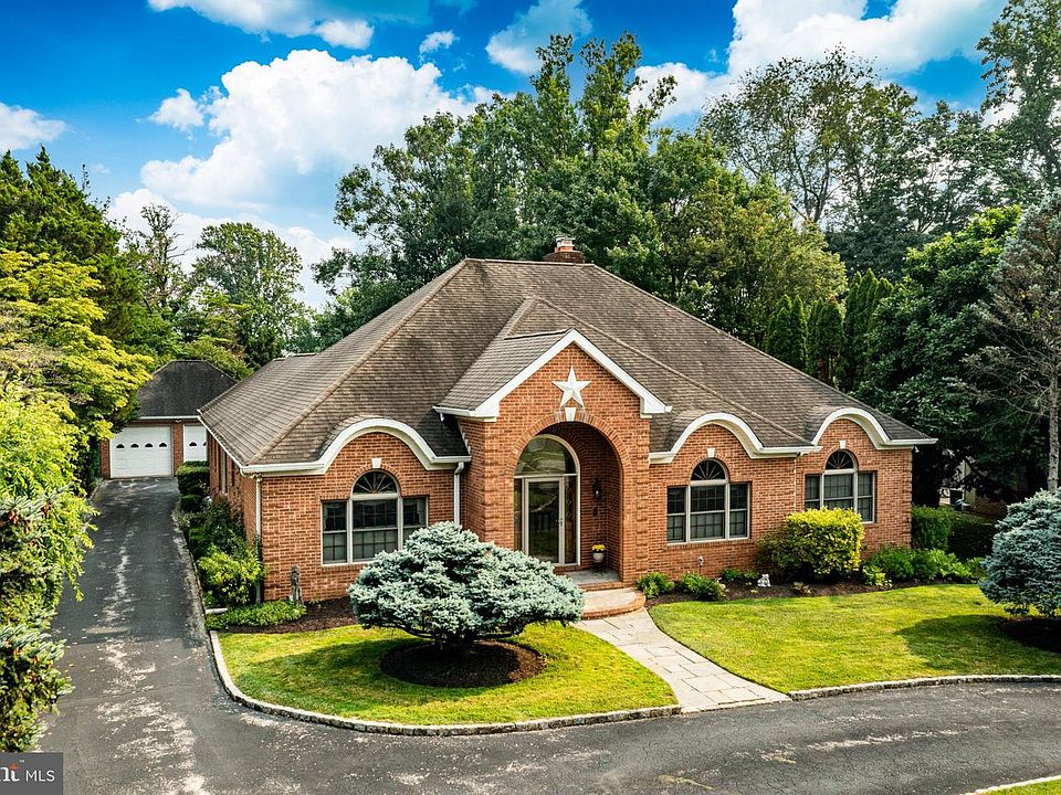 1st image of 3744 School Ln