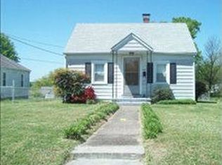 300 Arlington Pl, Danville, VA 24541