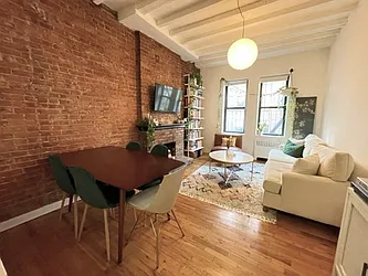 Rented by Best Apartments North Inc