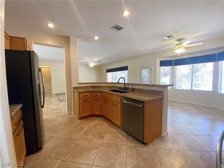3022 Seaford Peak Dr — Photo 13
