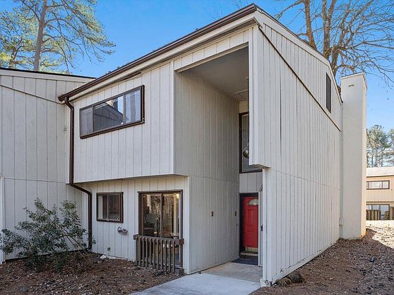 2nd image of 5021 Tall Pines Ct