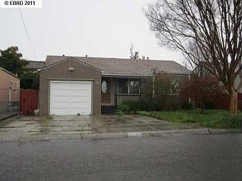1st image of 746 Douglas Dr