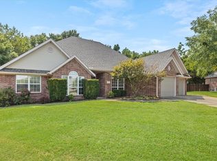 3370 Torrey St, Springdale, AR 72762