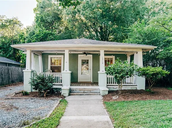 1313 Prescott Pl, High Point, NC 27262
