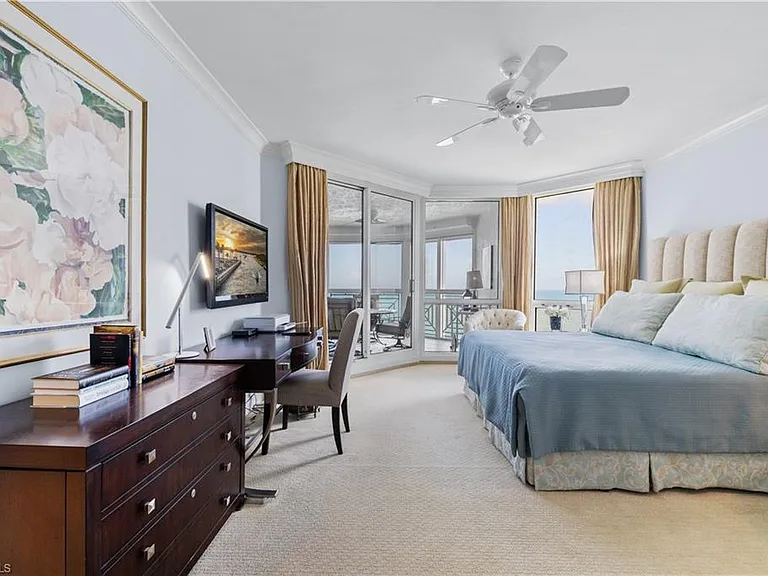 4021 Gulf Shore Blvd N #1804 — Photo 25