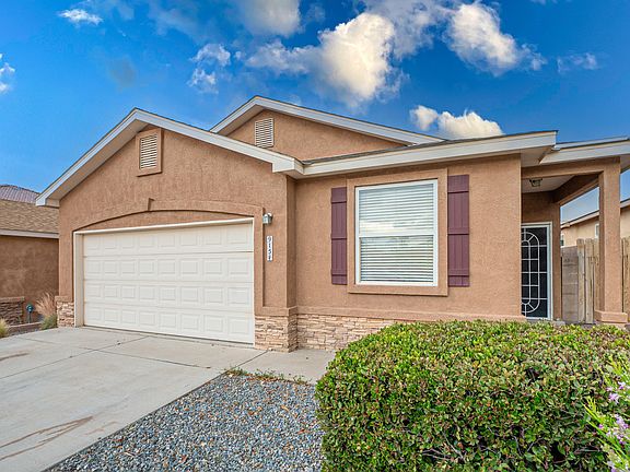 2nd image of 915 Kipuka Dr NW
