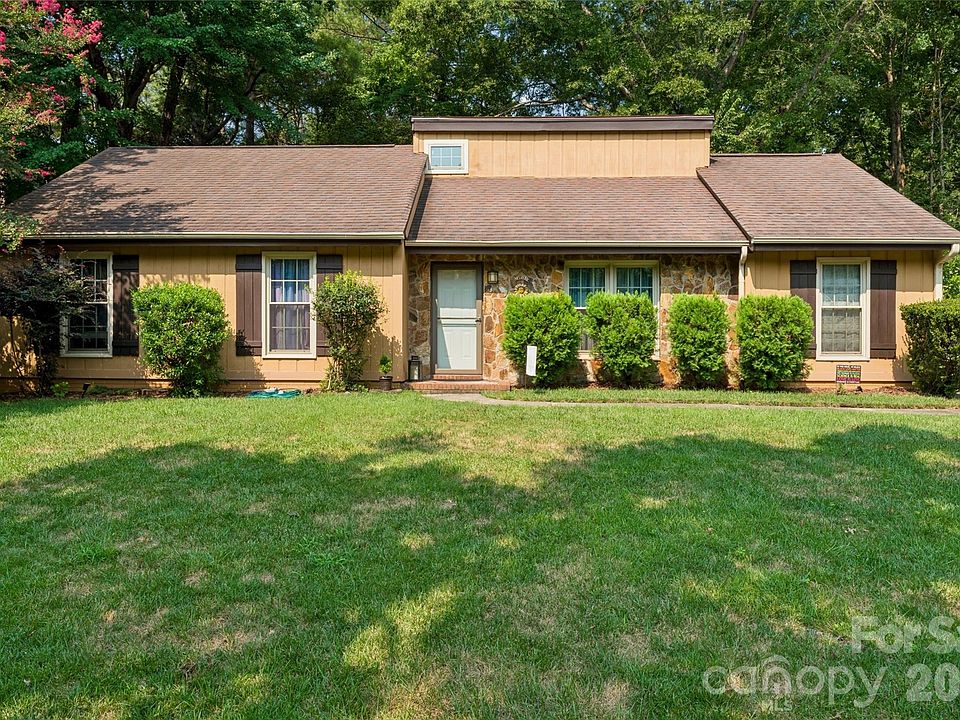 1st image of 4737 Autumn Leaf Ln