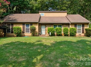 4737 Autumn Leaf Ln, Charlotte, NC 28277