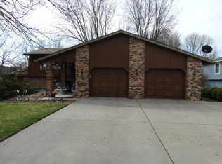 213 Hickory St, Farmington, MN 55024