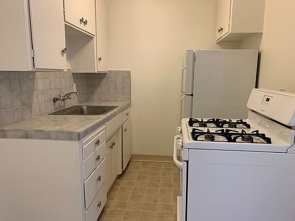 4th image of 580 S 11th St APT 8