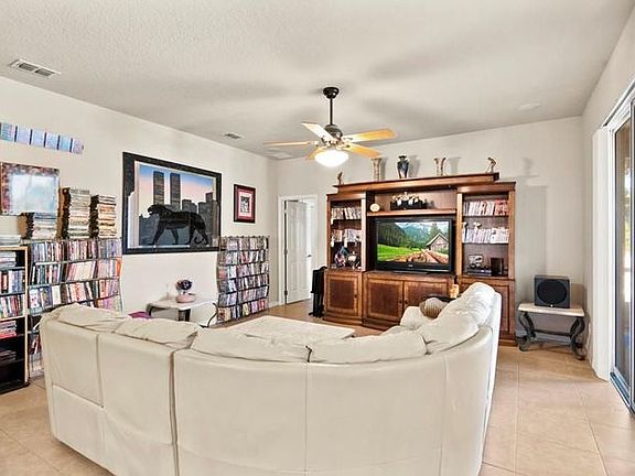 3rd image of 2646 Eagle Lake Dr
