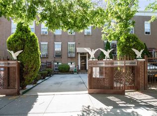 1422 Bryant Ave, Bronx, NY 10459