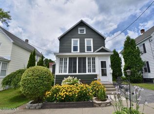529 N Market St, Johnstown, NY 12095