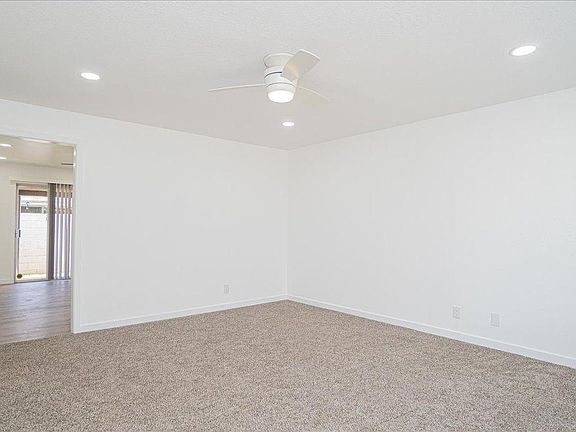 5th image of 5160 Howard St #A