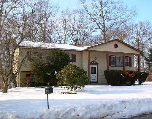 1st image of 11 Ehret Dr