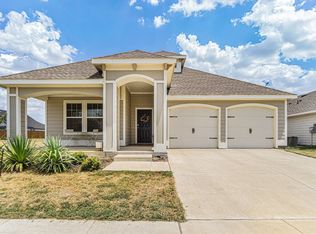 604 Timberwood Dr, Cleburne, TX 76031