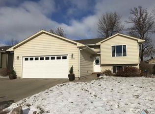 7400 W 66th St, Sioux Falls, SD 57106