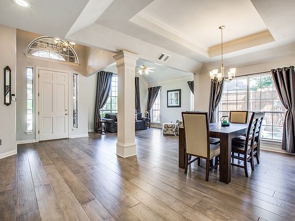 4_3700-beechwood-ct-carrollton-tx-High-Res-5.jpg