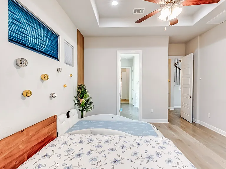 726 Kingston Pl — Photo 24