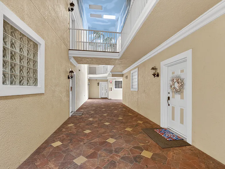 12505 McGregor Blvd #113 — Photo 12