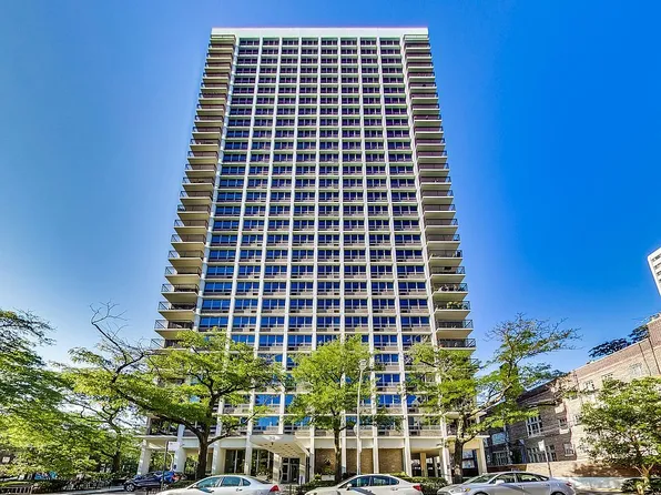 88 W Schiller St, Chicago, IL